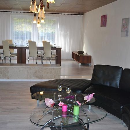 Apartment Mlynska เยเซนิค ภายนอก รูปภาพ