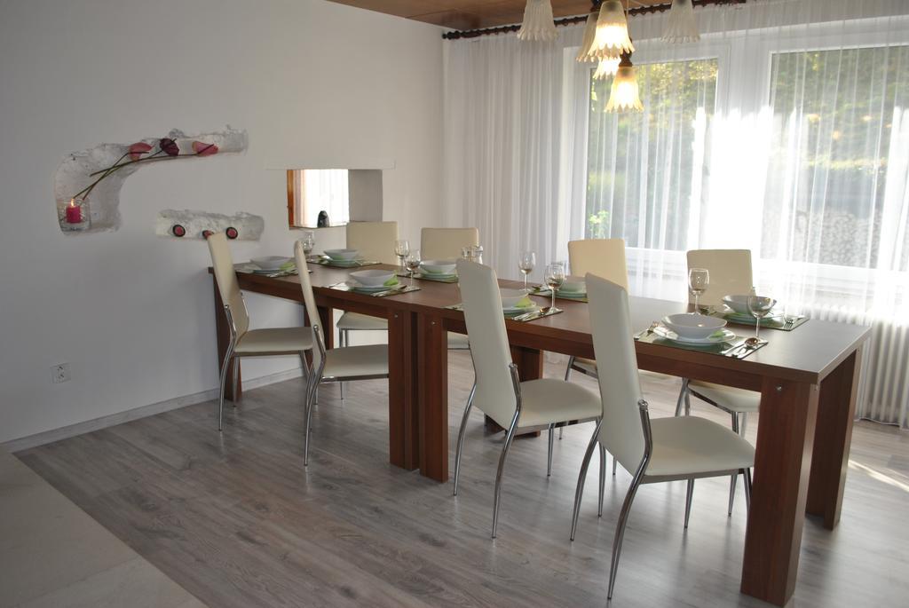 Apartment Mlynska เยเซนิค ภายนอก รูปภาพ