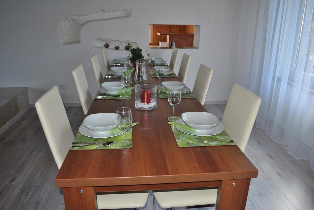 Apartment Mlynska เยเซนิค ภายนอก รูปภาพ